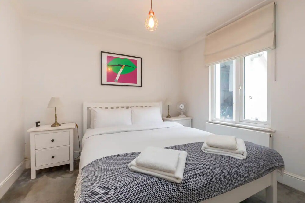 Lovely 1 Bedroom Apartment in Colourful Notting Hill