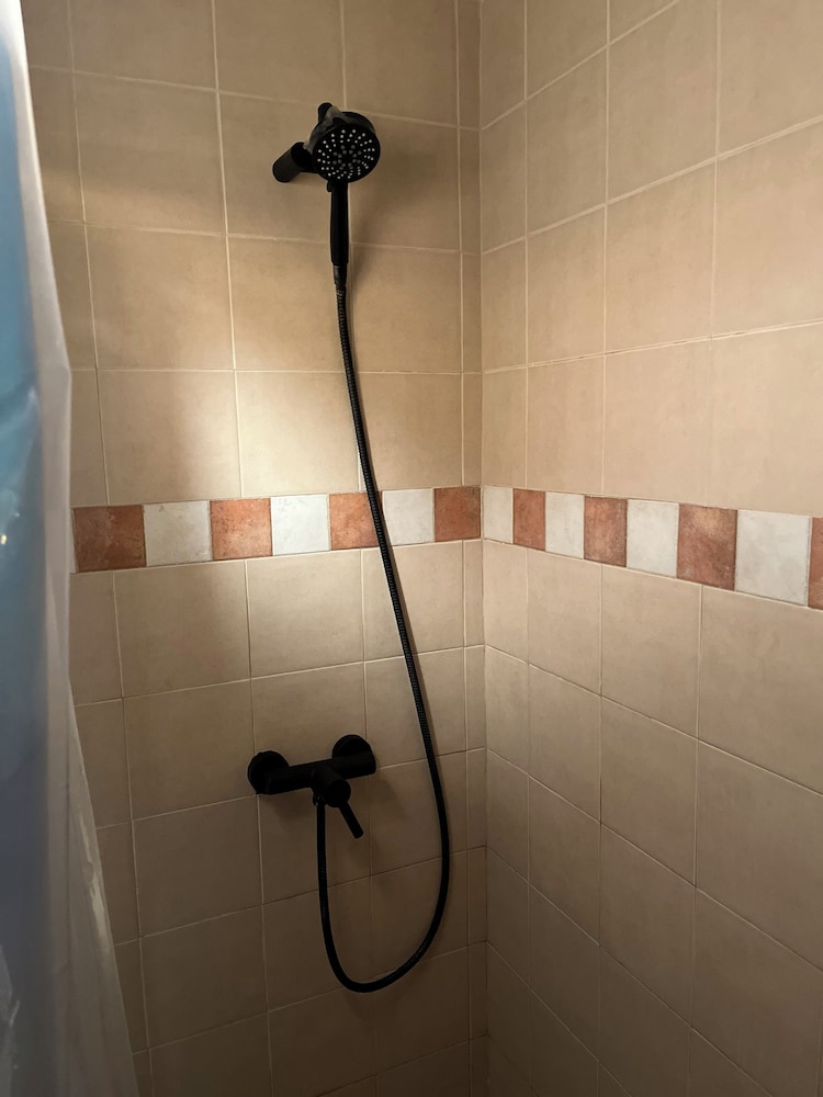2 Bedroom Condo Pool and Beach Access