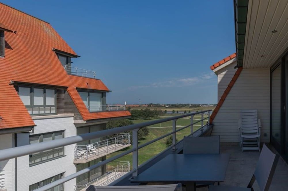 Apartment Near De Panne Beach