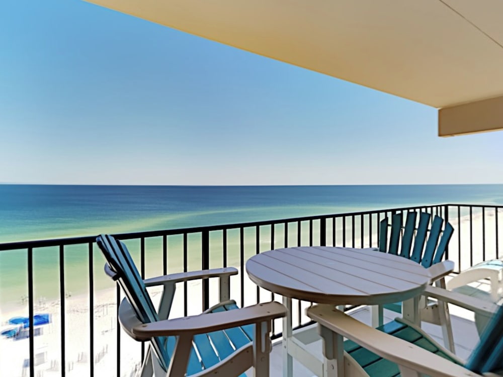 Ocean Breeze West by Southern Vacation Rentals
