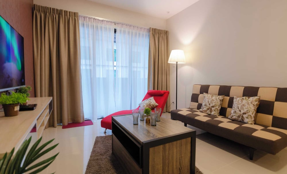 A Comfy & Homely Suasana Suites in JB, High Floor