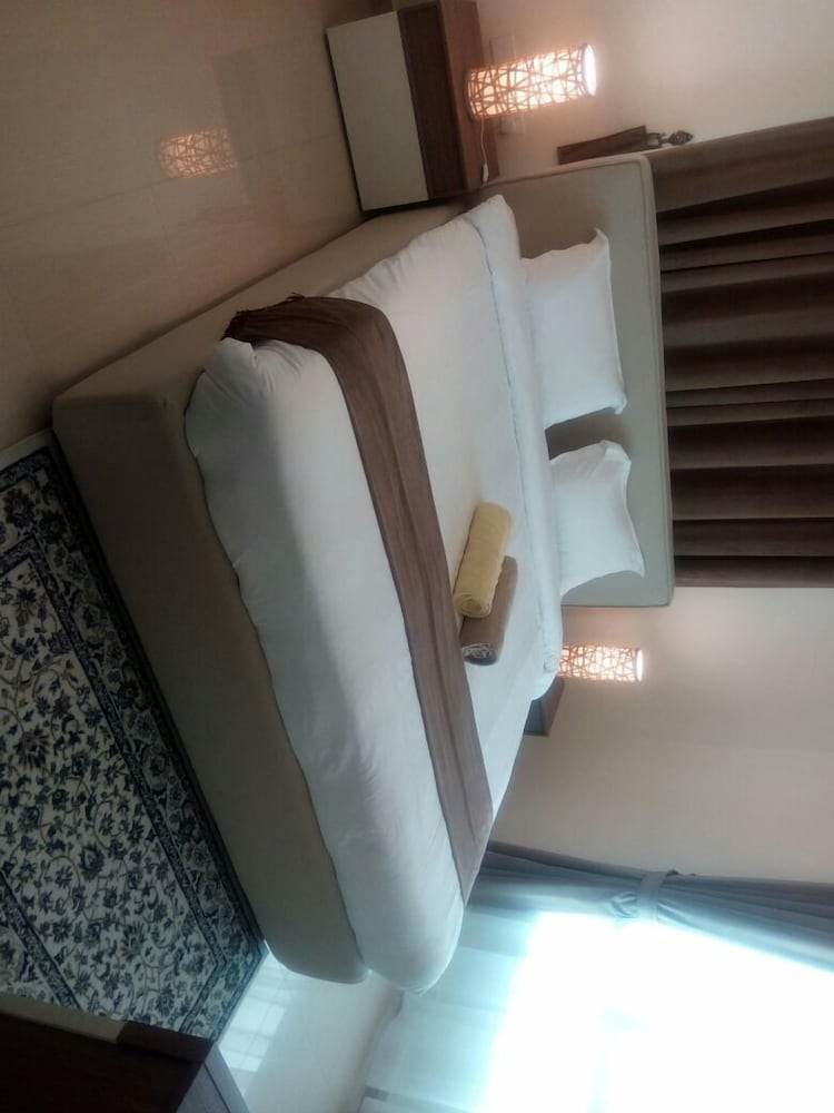 Muscat Royal Villa