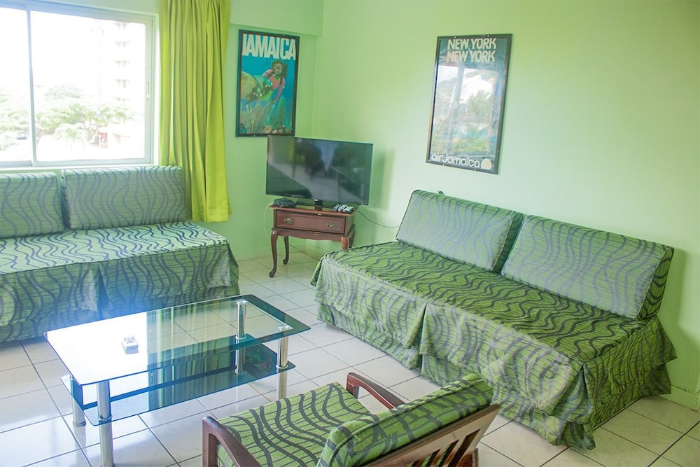 Pearl Island Cottage at Draxhall Country Club