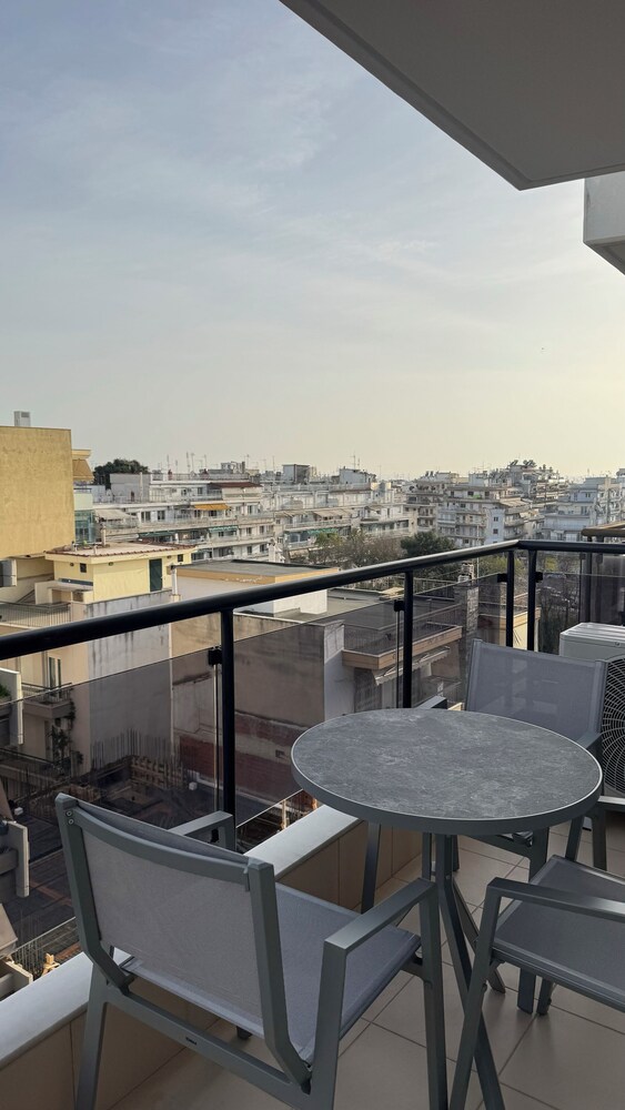 Icon Apartments