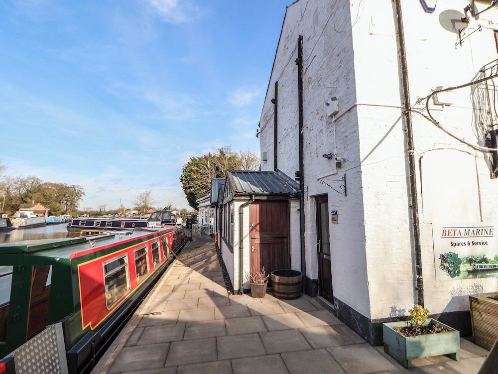 Quayside Apartment