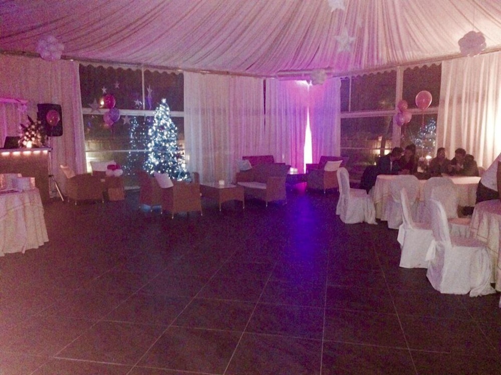 meeting & event spaces