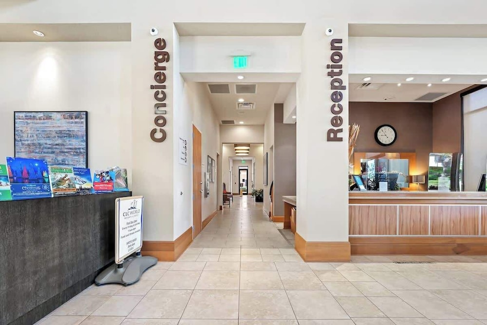 Pet Friendly 4 BR With Hot Tub