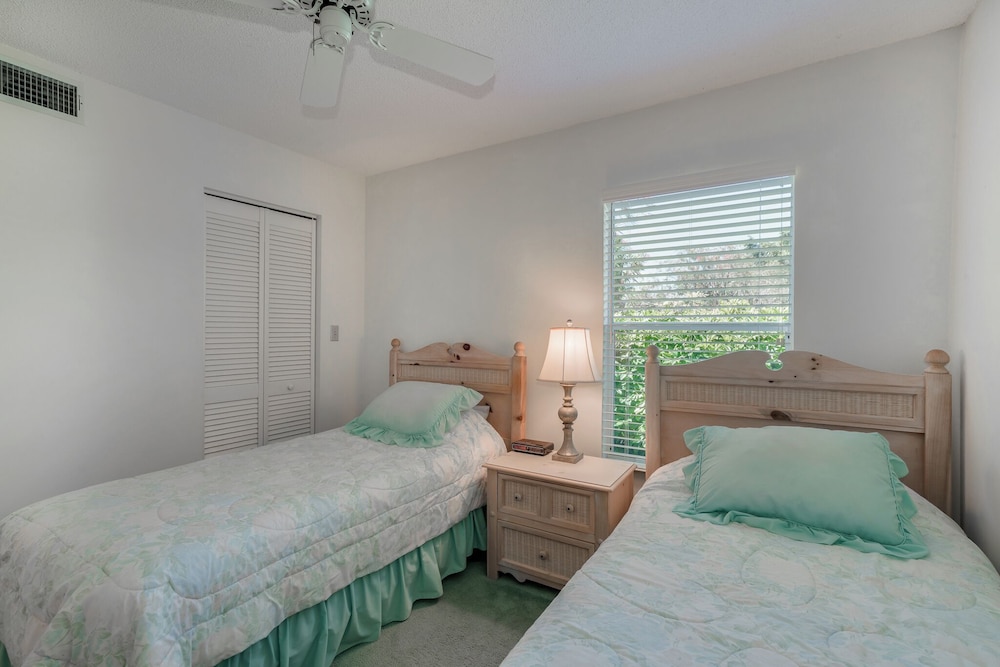 Vista Verde North 6-142 by Distinctive Beach Rentals