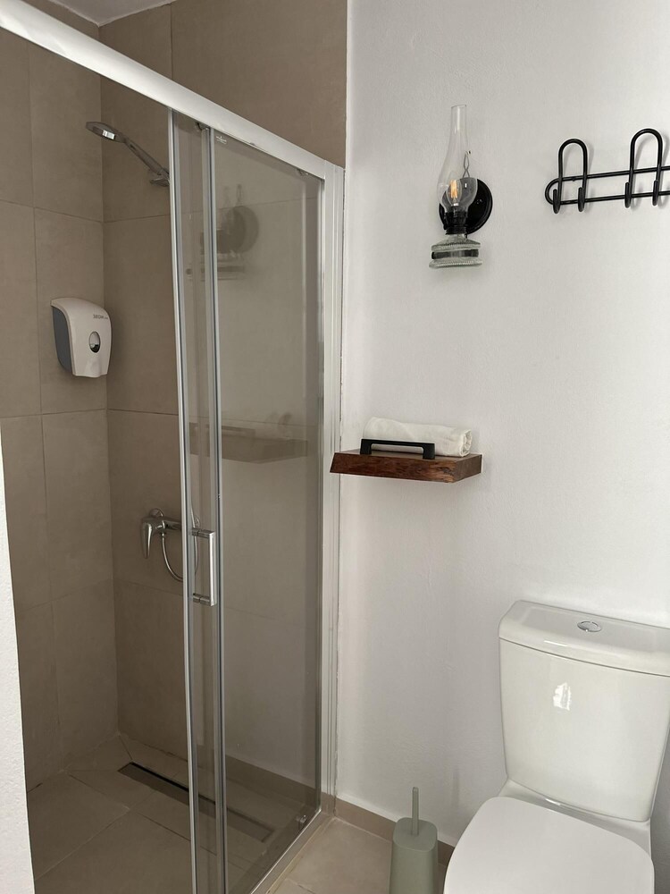 Astra House Braxasi view 3