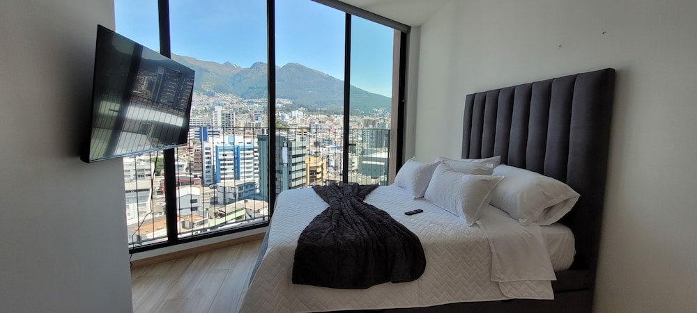 Epiq Residences