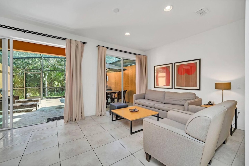 Regal Oaks 2bed Vacation Home in Kissimmee