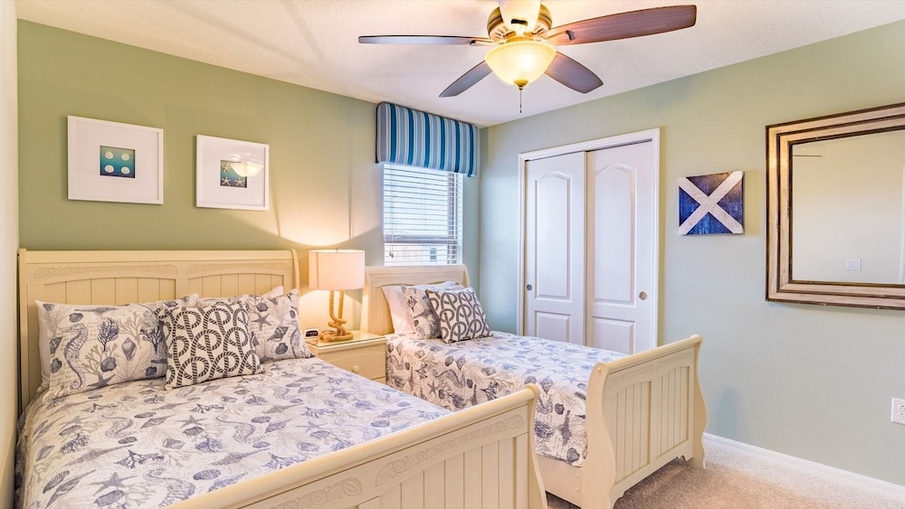 Windsor Westside Resort 7 Bedroom Home with Game Room 7 Home