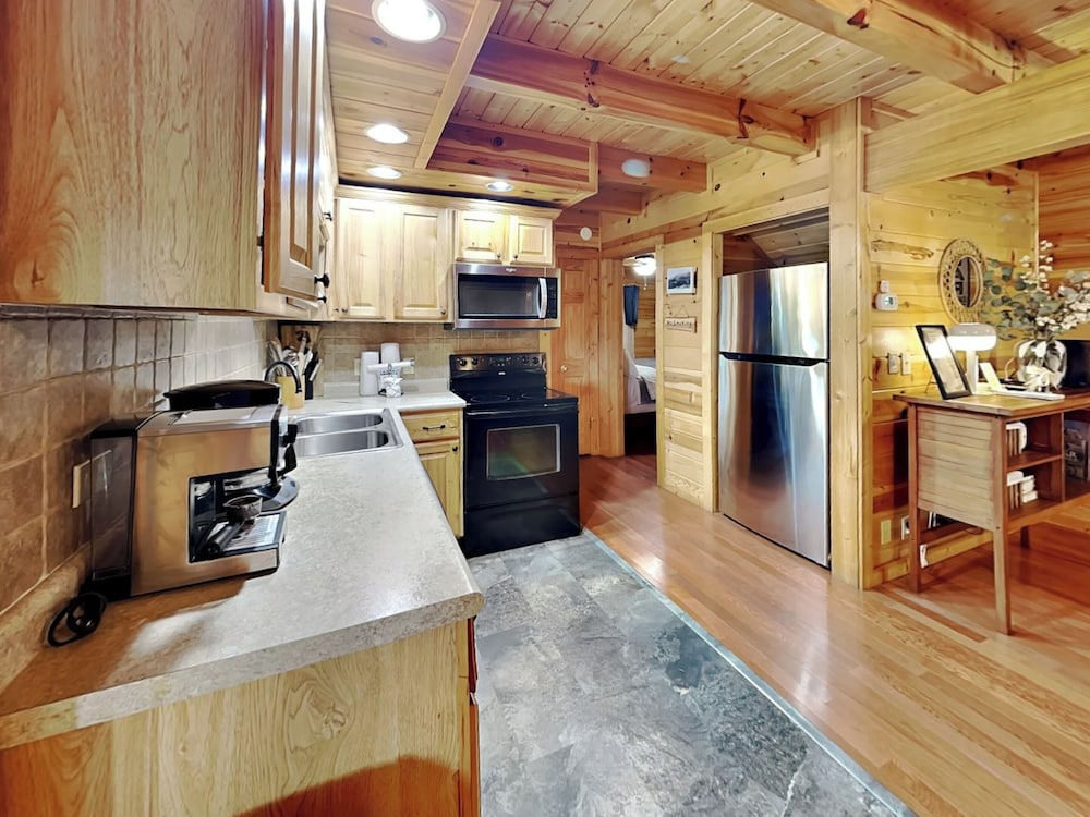 Charlottes Haus by Jackson Mountain Rentals