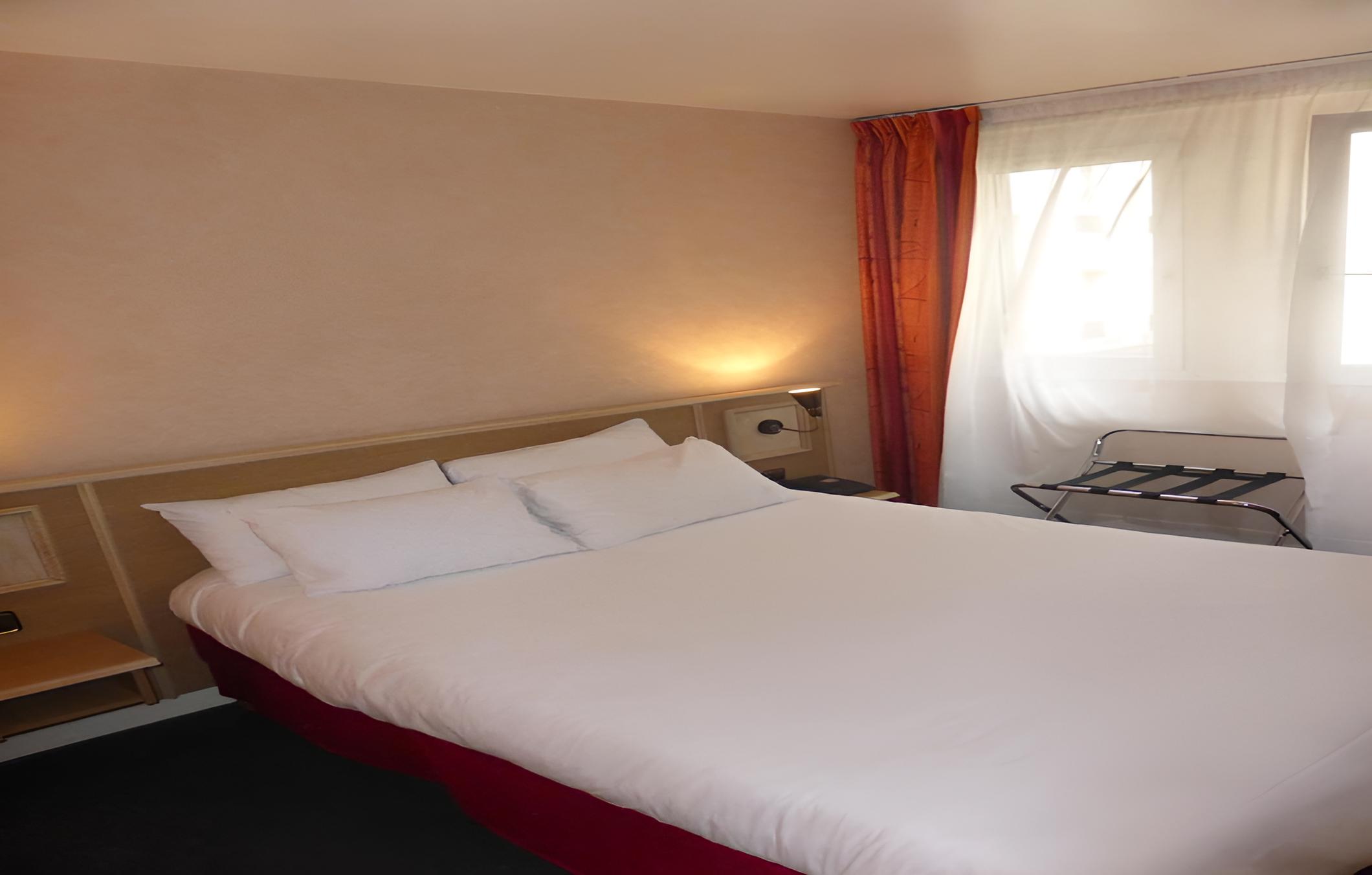 Hotel De Paris Saint Georges