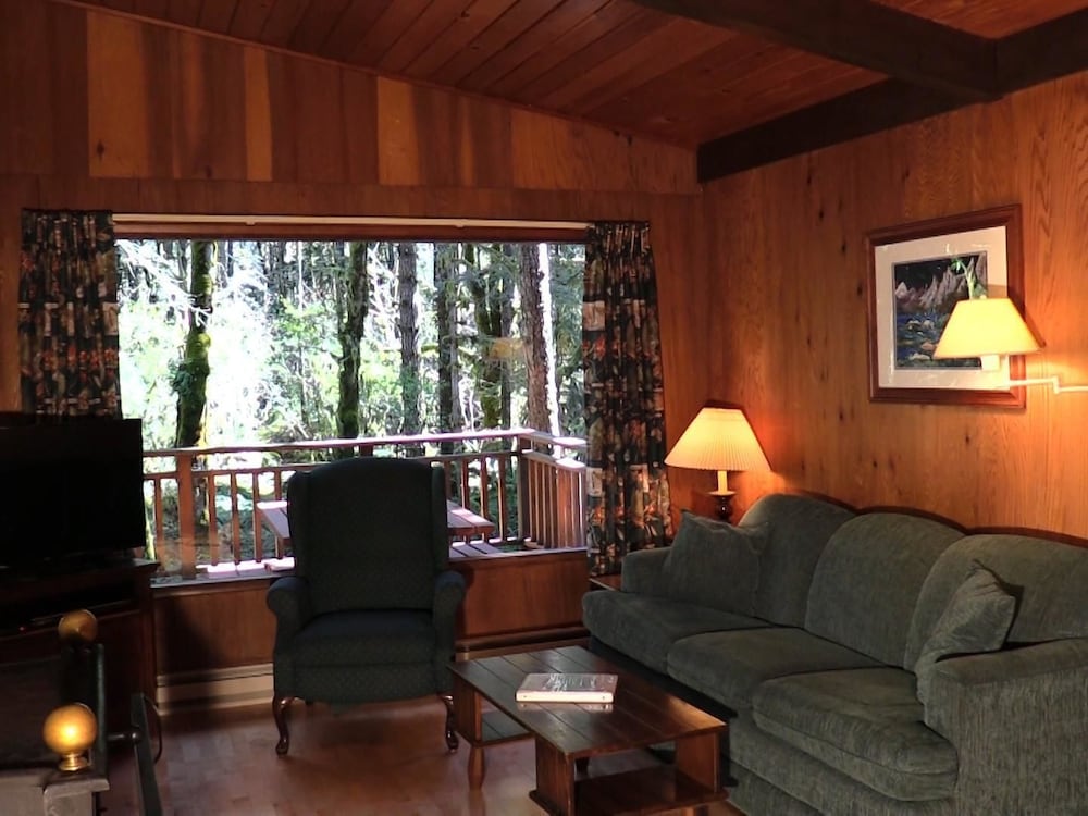 The Wayfarer Resort