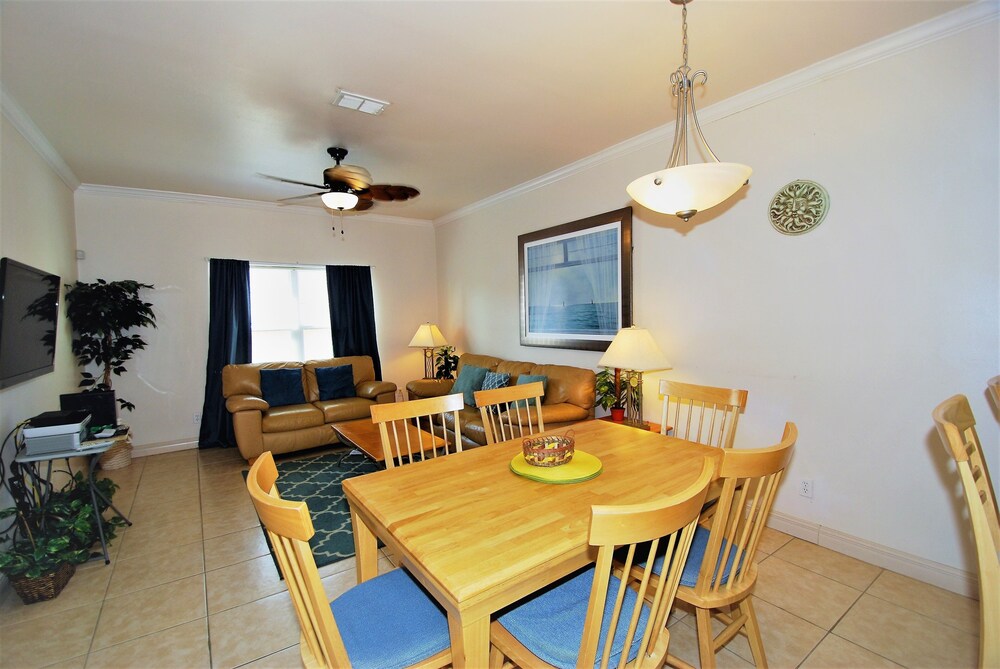 Mar Y Sol Unit #3 2 Bedroom Condo by RedAwning