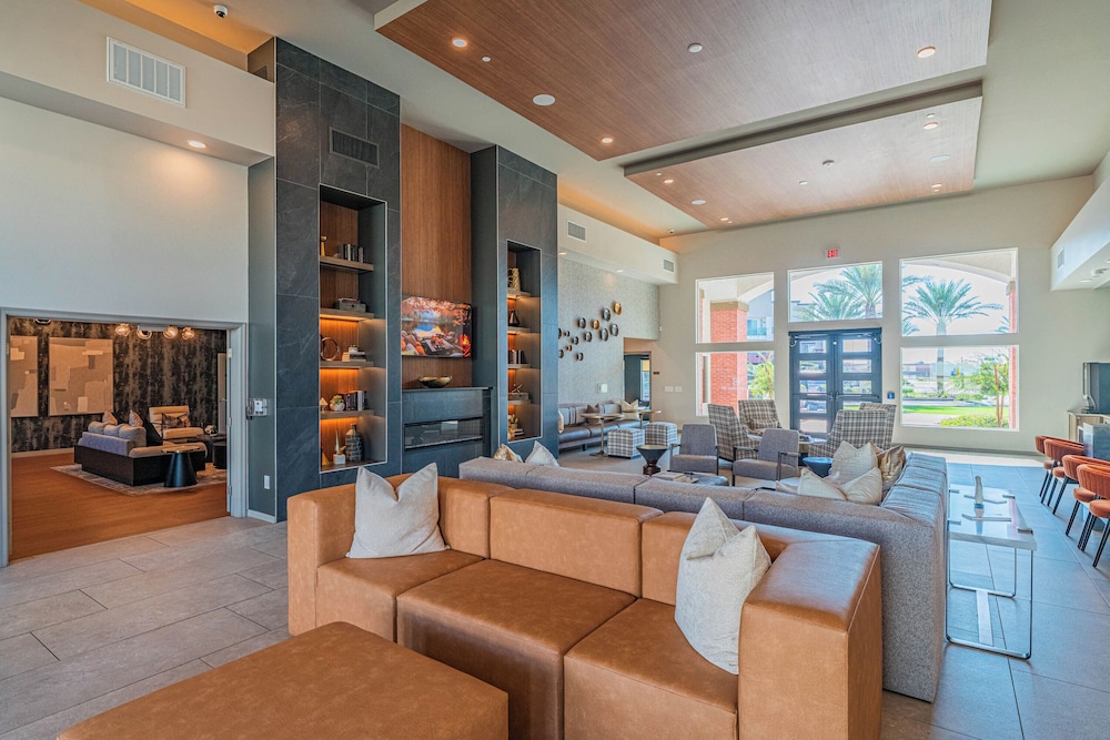 ROVE LIVING/KL - Cardinal 95