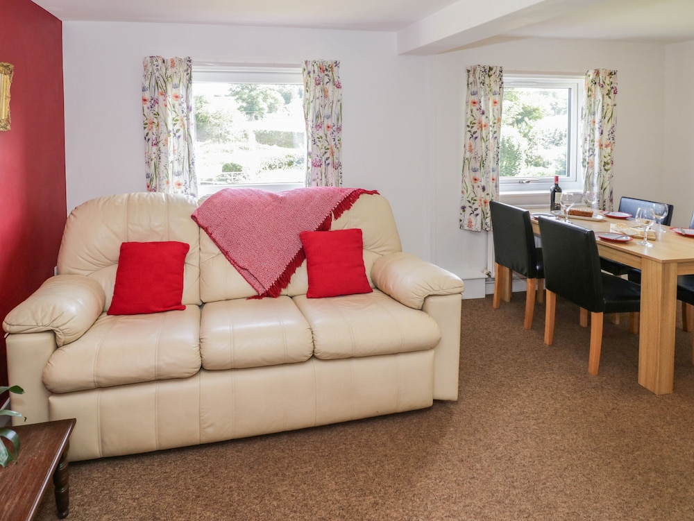 3 Oaks Lodge
