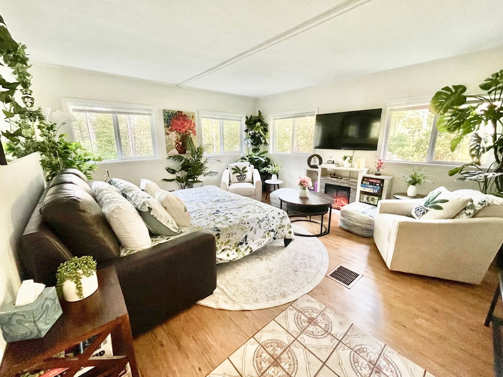 2 Lake Cabins Pool+hottub Game Room 23acs