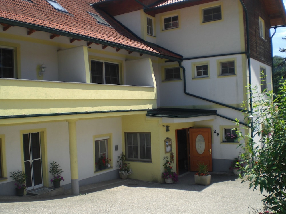 Gasthof-Pension Lamprecht