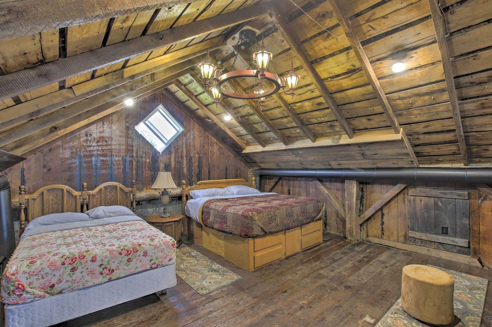 Pet-friendly Countryside Cottage w/ Fire Pit! view 3