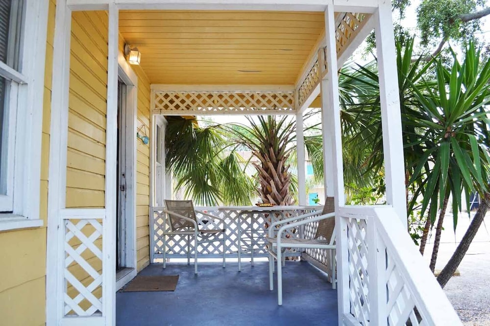 Sunshine Cozy Cottages