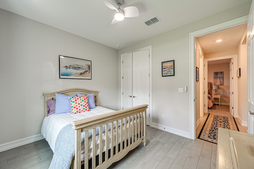 Pet-friendly Naples Home w/ Resort-style Pool