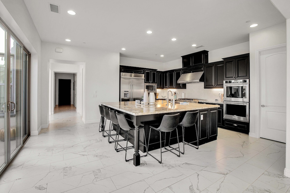 PGA Signature Lux Estate