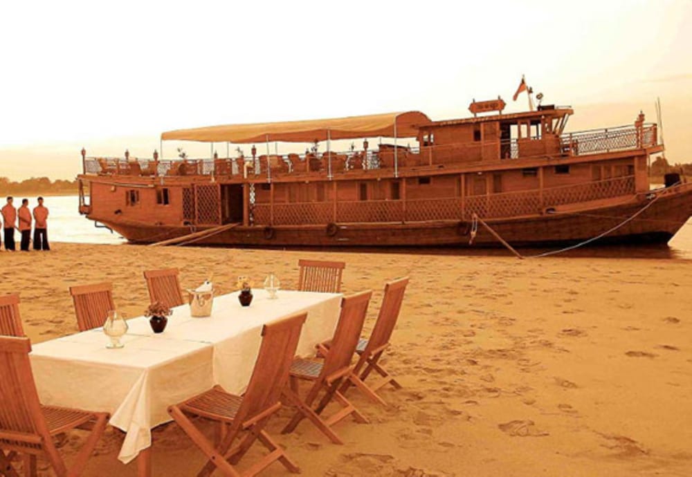 Amara River Cruise