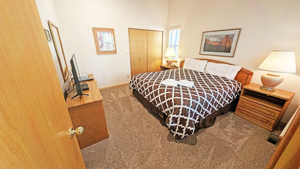 Mt Hood 13 4 Bedroom Home