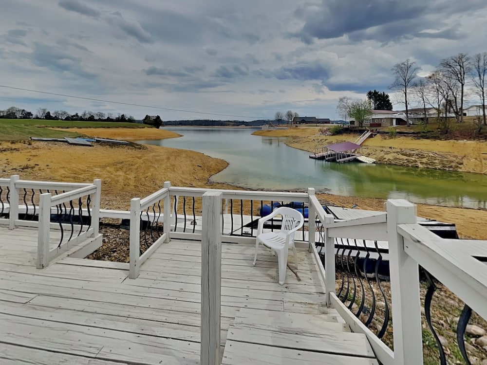 Sunset Cove by Jackson Mountain Rentals