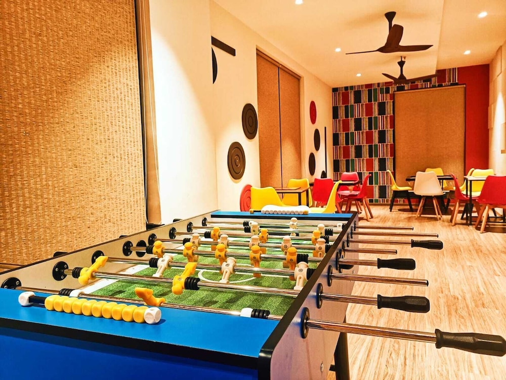 Luxury 4BHK in E-City with 40 Amenities