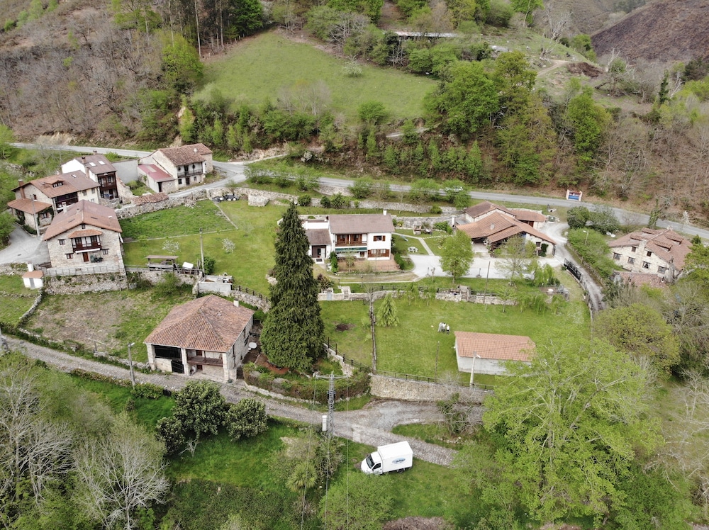 Conjunto de Turismo Rural La Tablá