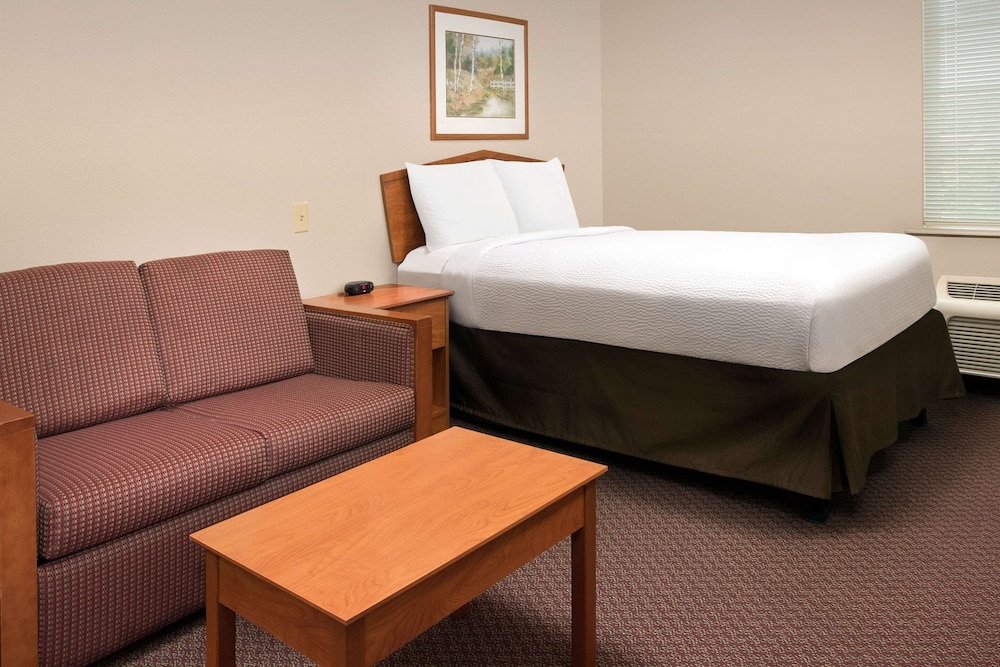 WoodSpring Suites Lebanon