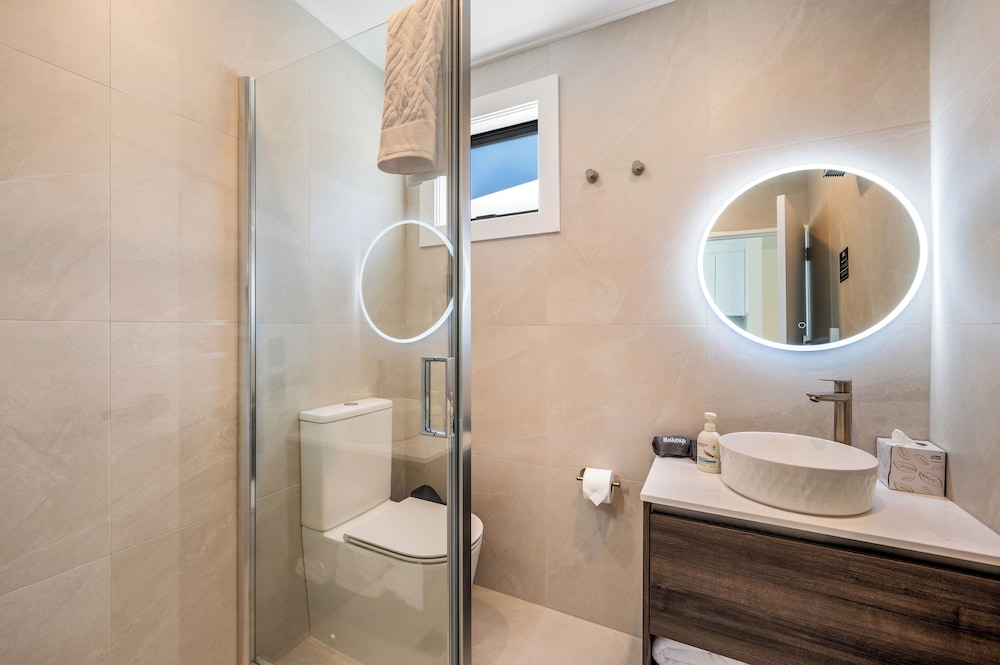 Luxe Suites and Apartments