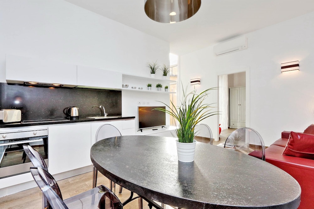 Rm-h501-pale6e2 Monti Apartments - M9