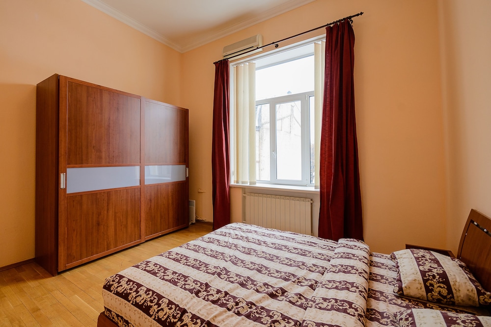 Kiev Accommodation Hotel Service