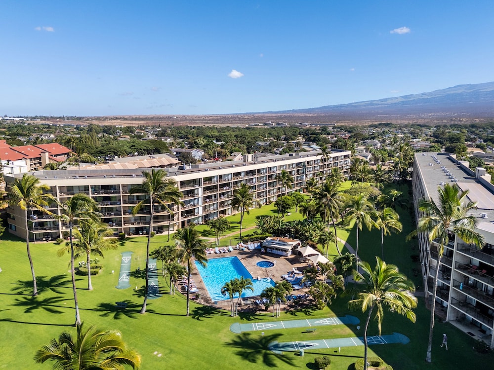 2BR/2BA Oceanfront Condo in Maui Sunset
