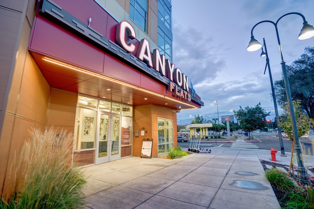 Reno Vacations - Canyon Flats Condos By Barsala - Property Image 3