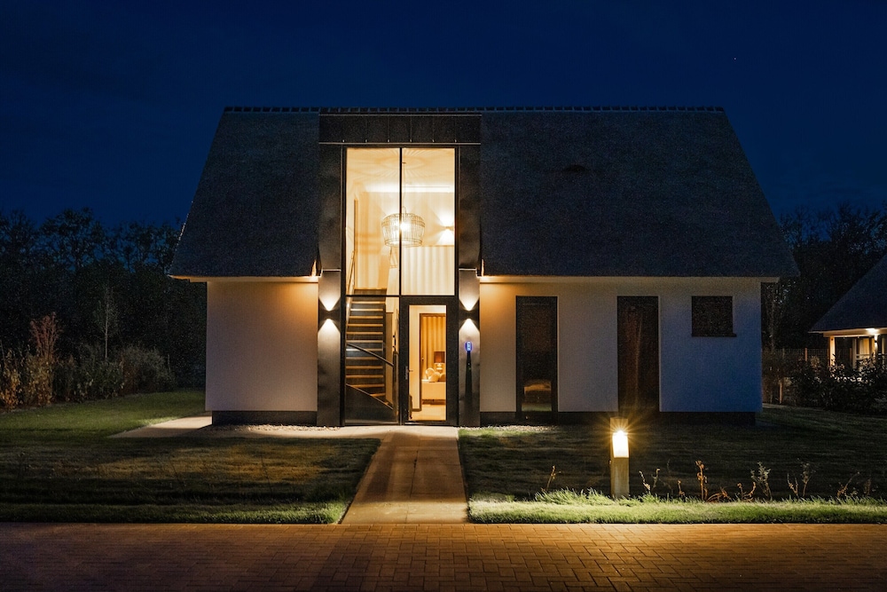 Luxury Villa With Sauna Near the Beach view 4