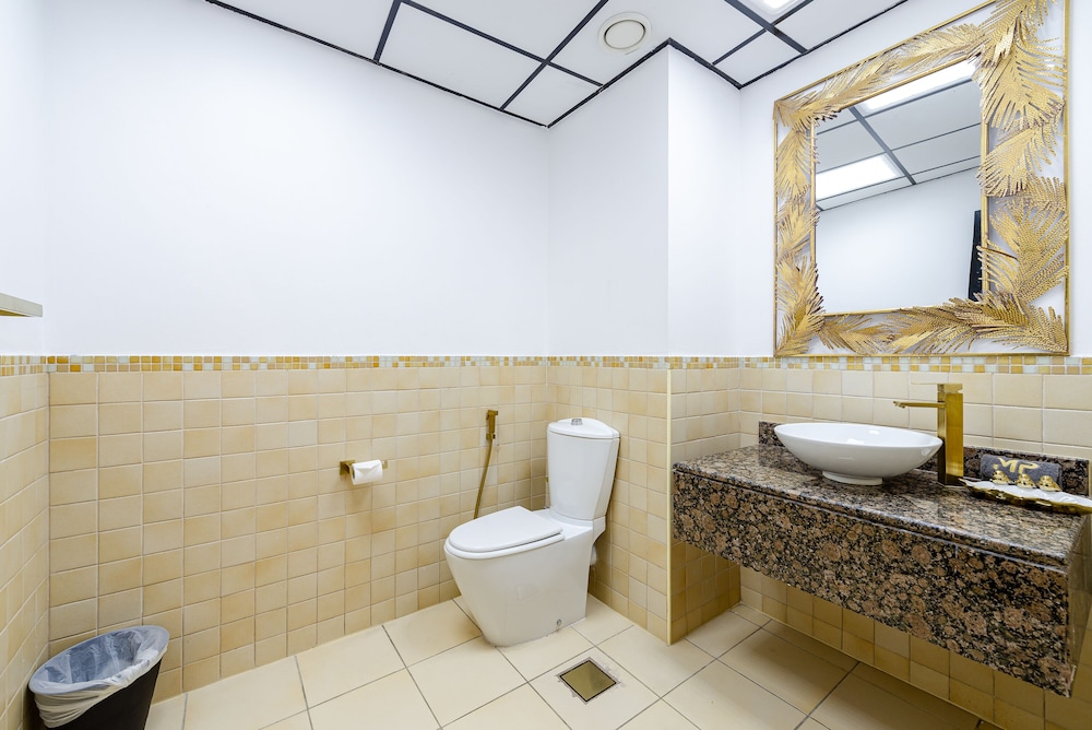 Marco Polo - Deluxe Waterfront Roomy Apt, Perfect for Groups
