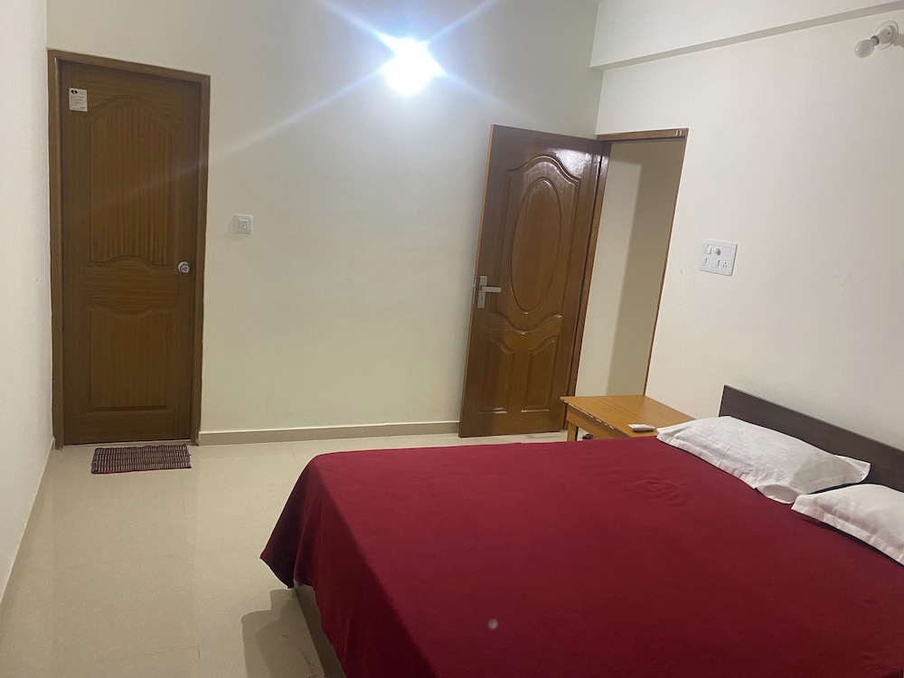 Tranquil Stay, Mountain View - 2BHK Flat