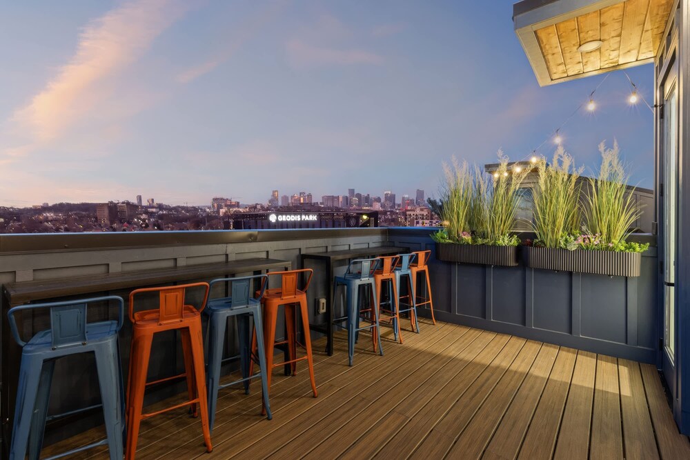 4 Rooftop Decks 4 Hot Tubs Game Rooms Sauna