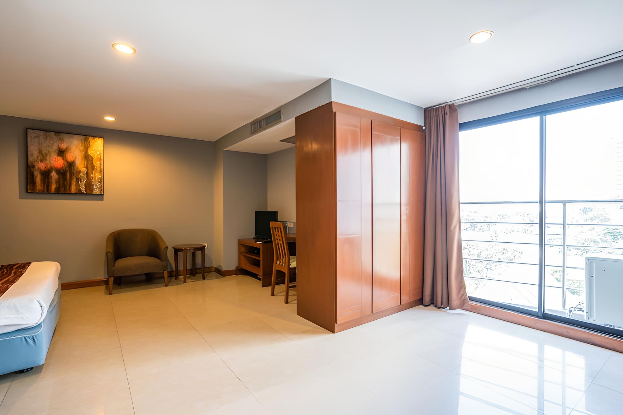 Lacuna Sukhumvit By Favstay