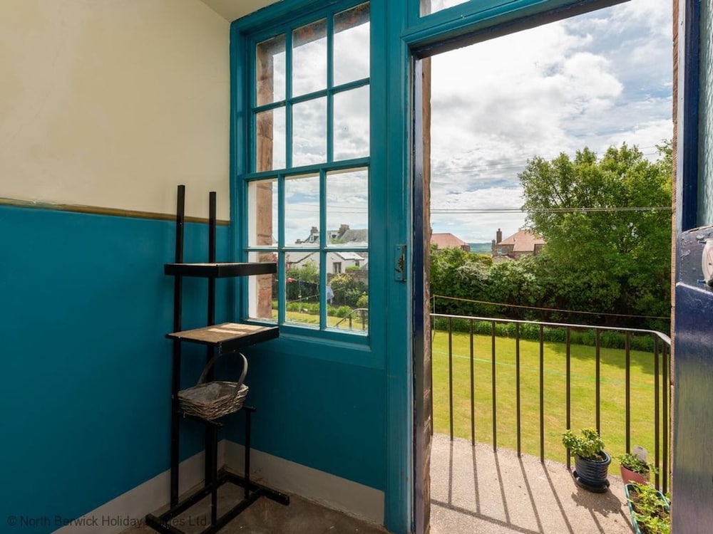 Rosebery Place in the Heart of Gullane view 3