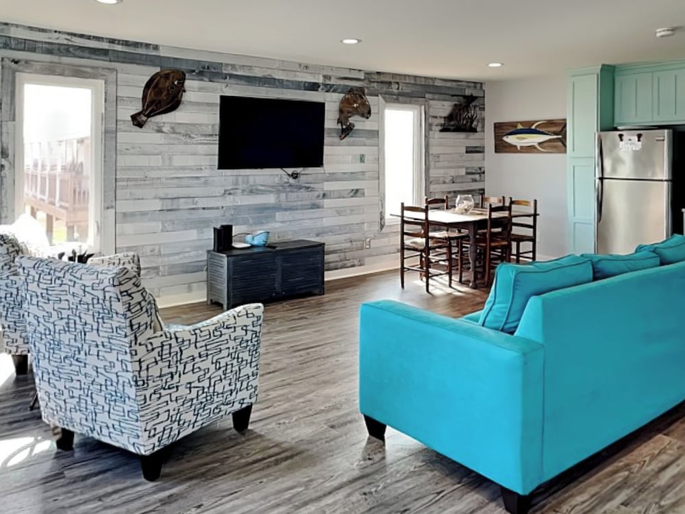 Aransas Bay Getaway by Miss Kitty’s