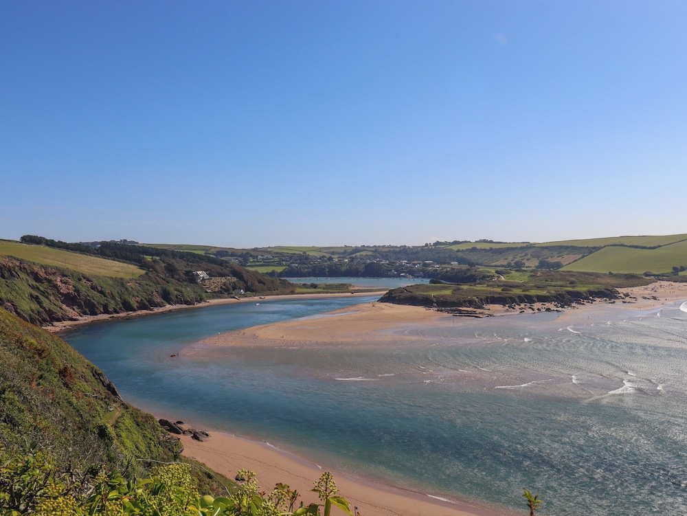 14 Burgh Island Causeway