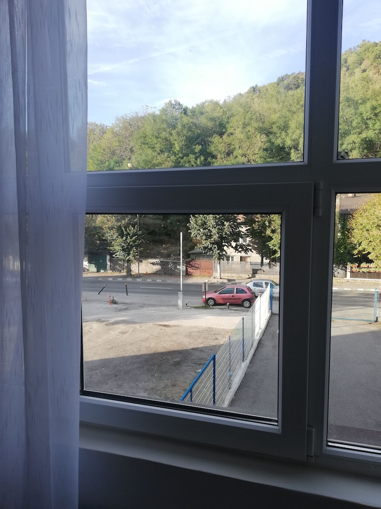 Photo 38