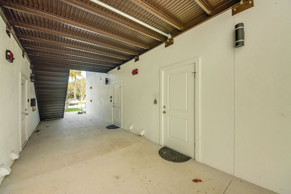 Pet-friendly Labelle Apt, Close to River!