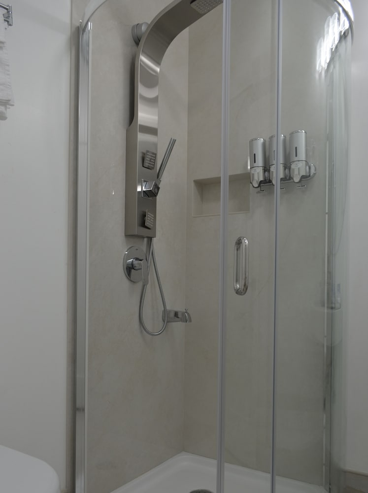 Dimond Abode Vacation Rental